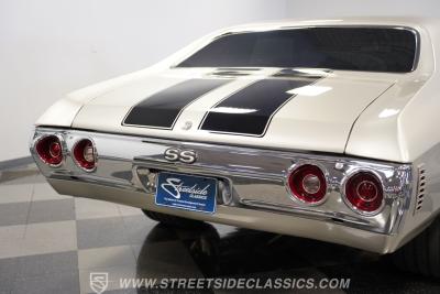 1972 Chevrolet Chevelle SS Tribute Restomod