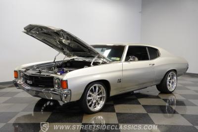 1972 Chevrolet Chevelle SS Tribute Restomod