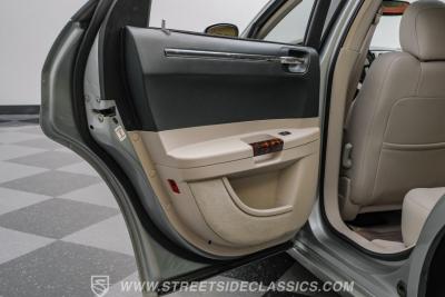 2005 Chrysler 300C