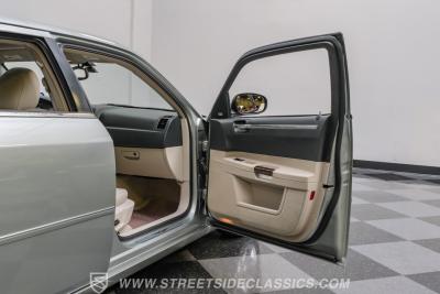 2005 Chrysler 300C