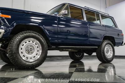 1985 Jeep Grand Wagoneer Restomod