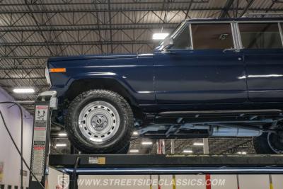 1985 Jeep Grand Wagoneer Restomod
