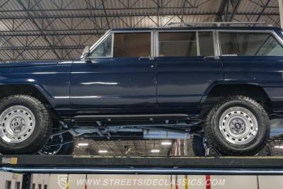 1985 Jeep Grand Wagoneer Restomod
