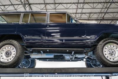 1985 Jeep Grand Wagoneer Restomod