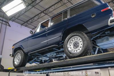 1985 Jeep Grand Wagoneer Restomod