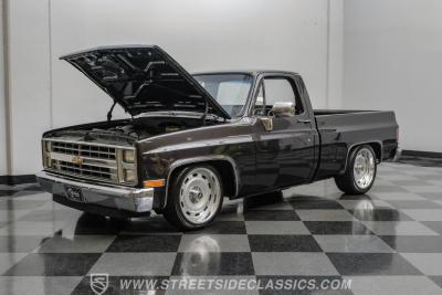 1983 Chevrolet C10 Restomod