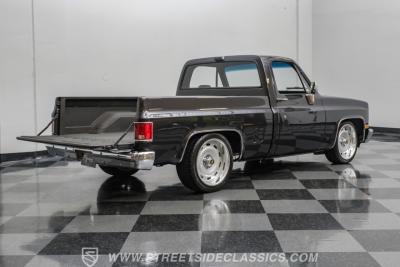 1983 Chevrolet C10 Restomod