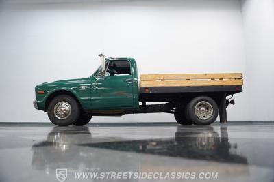 1968 Chevrolet C30 Flatbed Dually