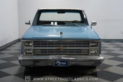 1983 Chevrolet C10 Patina LS Restomod