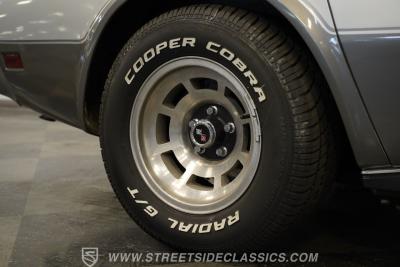 1978 Chevrolet Corvette L82 Silver Anniversary Edition