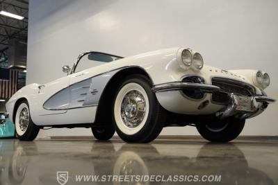 1961 Chevrolet Corvette Convertible