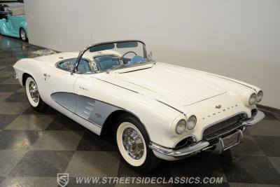 1961 Chevrolet Corvette Convertible