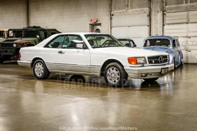 1991 Mercedes - Benz 560-Class