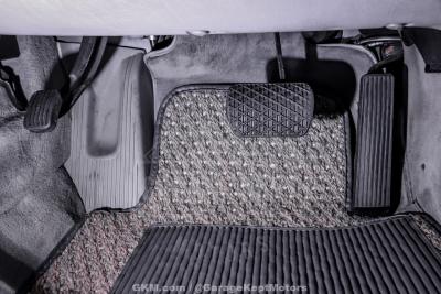 1991 Mercedes - Benz 560-Class