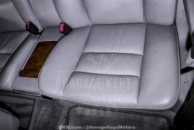 1991 Mercedes - Benz 560-Class