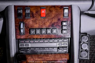 1991 Mercedes - Benz 560-Class