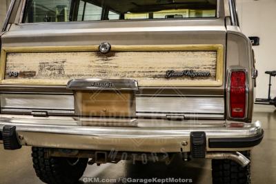 1988 Jeep Grand Wagoneer