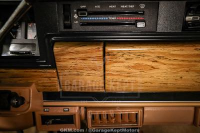 1988 Jeep Grand Wagoneer