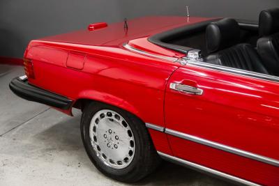 1989 Mercedes - Benz 560SL