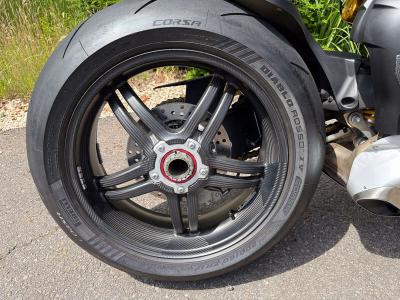 2023 Ducati STREET FIGHTER V4 SP2