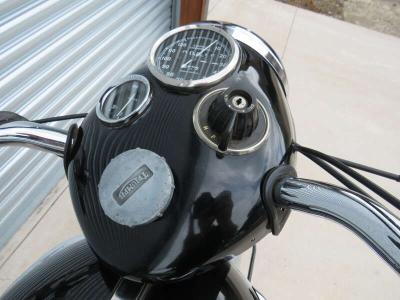 1961 Triumph 6T THUNDERBIRD