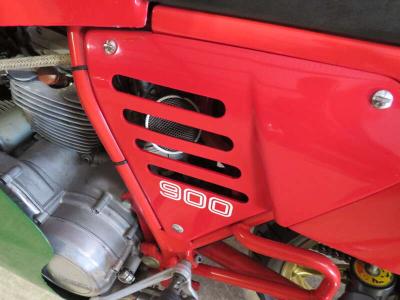 1984 Ducati 900 MIKE HAILWOOD REPLICA