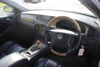 2002 Jaguar S-TYPE V8 SE AUTO