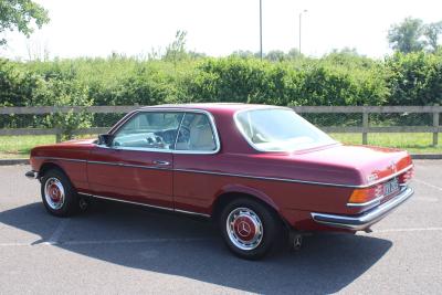 1978 Mercedes - Benz 230 CW AUTO (C123)