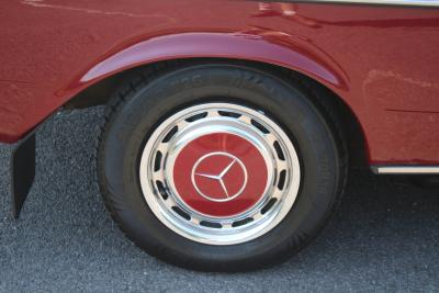 1978 Mercedes - Benz 230 CW AUTO (C123)