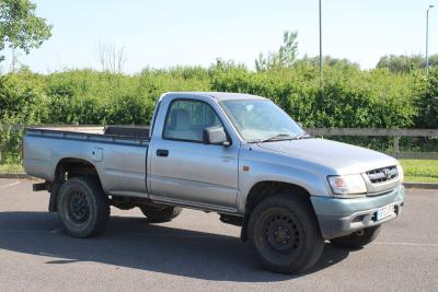 2003 Toyota HILUX EX 4WD