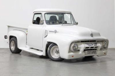 1954 Ford F-100 Custom Pickup