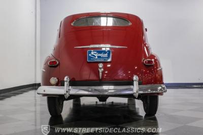 1948 Ford Deluxe Sedan