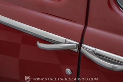 1948 Ford Deluxe Sedan