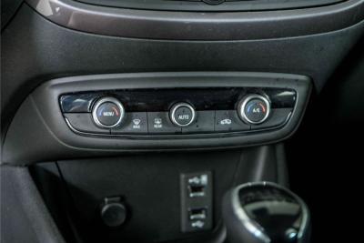 2019 Opel Crossland X