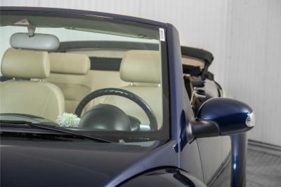 2004 Volkswagen New Beetle
