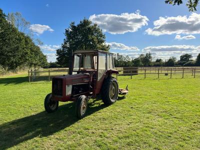 1975 International 444 TRACTOR