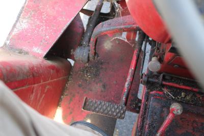 1975 International 444 TRACTOR