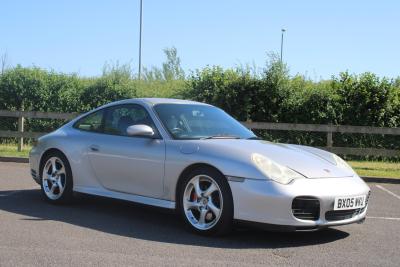 2005 Porsche 911 Carrera 4S