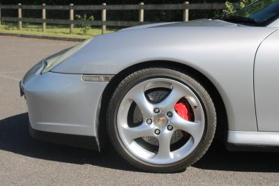 2005 Porsche 911 Carrera 4S