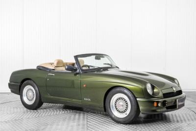 1995 MG RV8