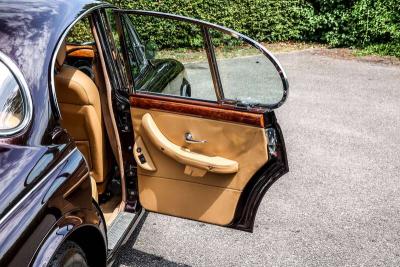 1963 Jaguar MK 2