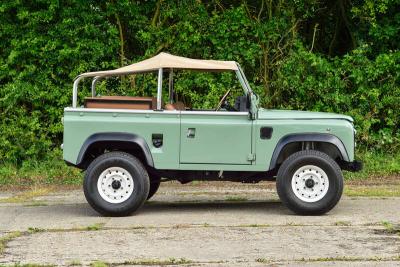 1990 Land Rover Defender 90