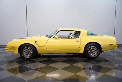 1976 Pontiac Firebird Trans Am Restomod