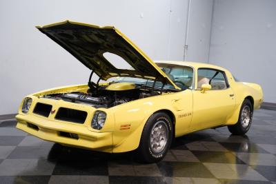 1976 Pontiac Firebird Trans Am Restomod