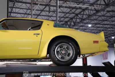 1976 Pontiac Firebird Trans Am Restomod