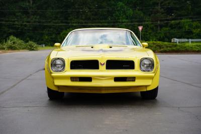 1976 Pontiac Firebird Trans Am Restomod