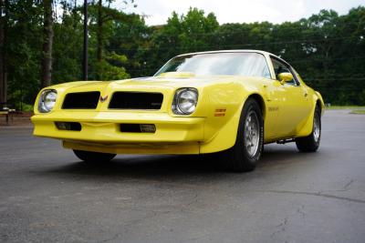 1976 Pontiac Firebird Trans Am Restomod