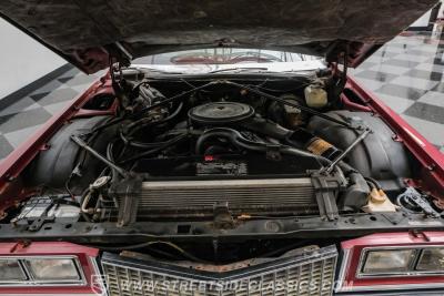1975 Cadillac Coupe DeVille