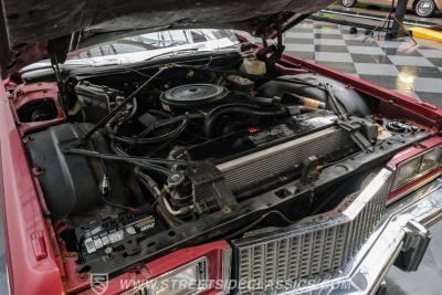 1975 Cadillac Coupe DeVille