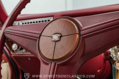 1975 Cadillac Coupe DeVille